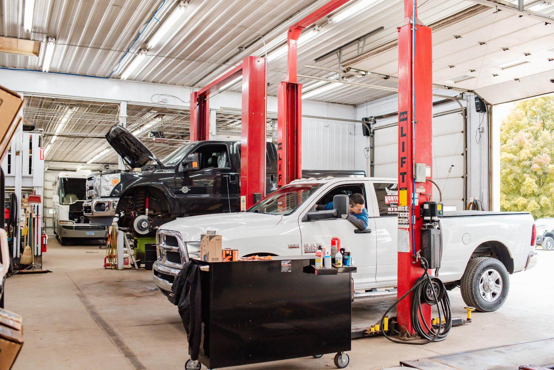 Best Diesel Mechanic near Silver Lake, Michigan Best Diesel Mechanic near Silver Lake, Michigan